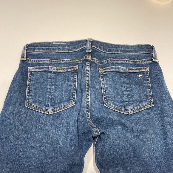 Rag & Bone skinny jeans with rips in the knees in a light medium wash. - Picture 3 of 7